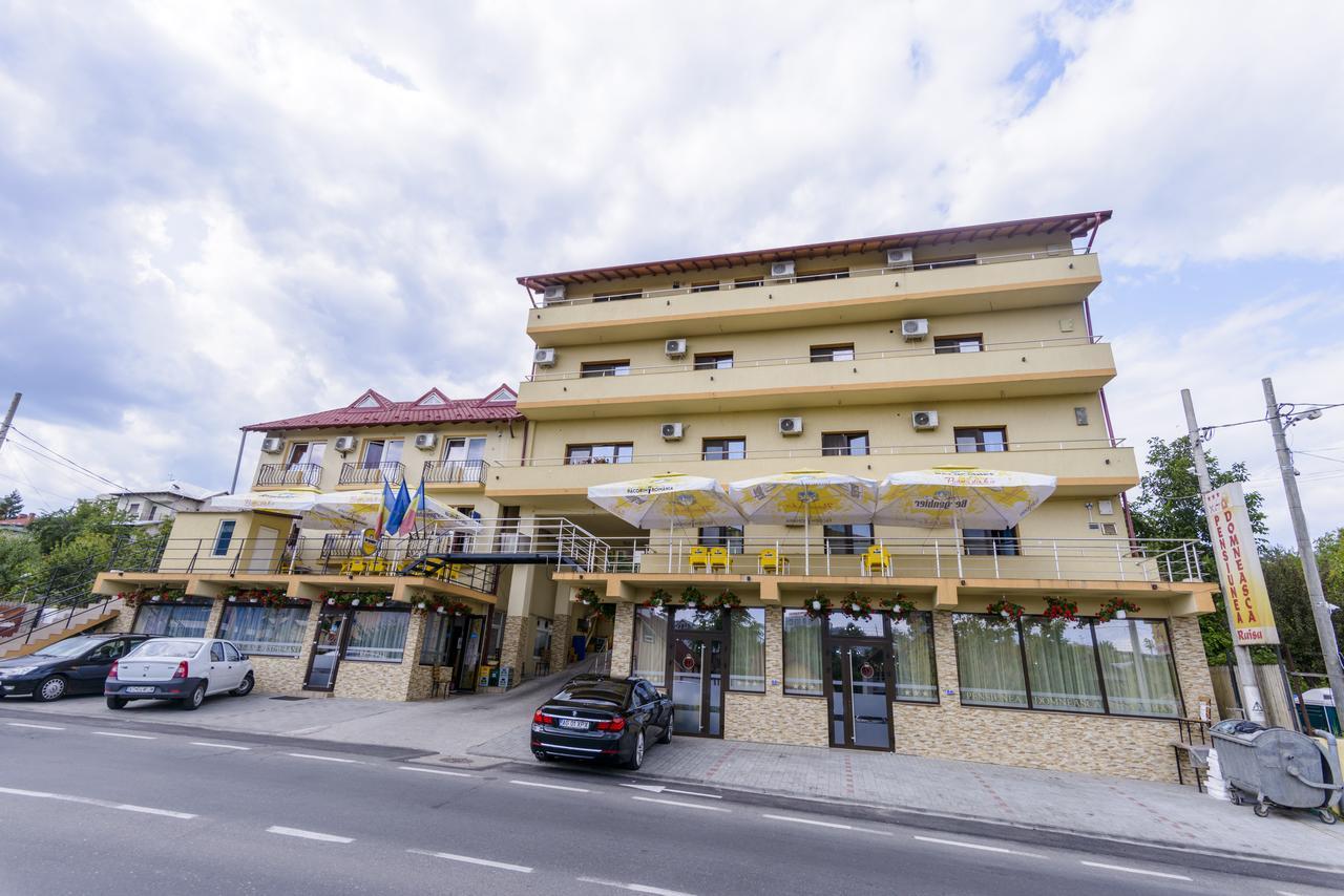 Pensiunea Domneasca Piteşti Exterior foto